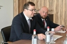 Виталий Хоценко: «На площадке ПМЭФ с Виктором Феликсовичем Вексельбергом и руководством компании "Аэропорты регионов" обсудили строительство аэропорта "Омск-Федоровка"»