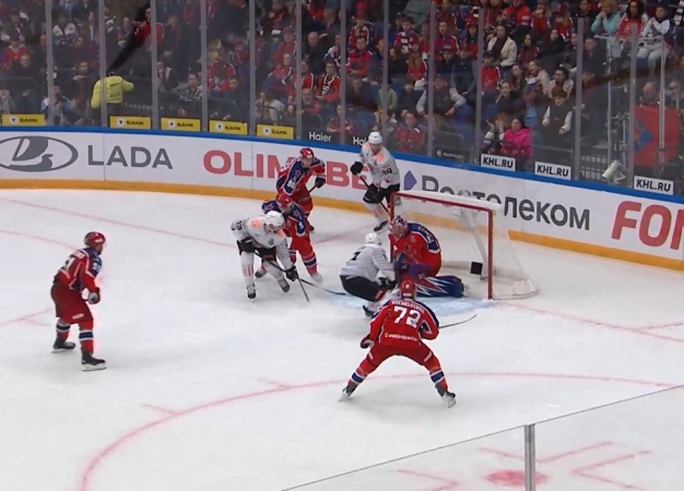 «Авангард» vs ЦСКА, матч №3: Двухсотая шайба Окулова в КХЛ стала победной