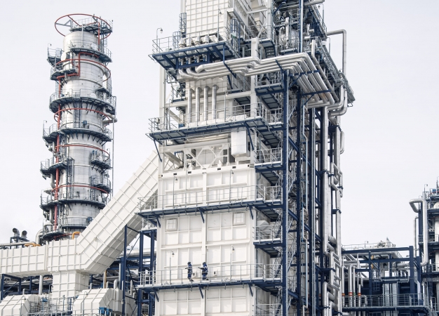 Глава Минпромторга РФ Антон Алиханов оценил модернизацию производства на Омском НПЗ