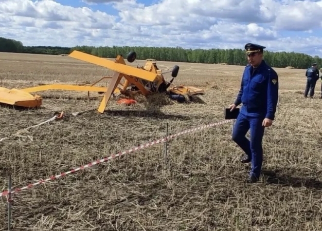 Росавиация: причиной падения самолёта под Омском стал открывшийся капот