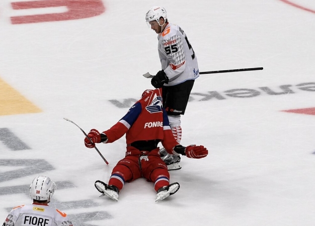 Как «Авангард» во второй раз обыграл «Локомотив» в Ярославле: 3-1, 3 периода за 3 часа, 144 минуты штрафа